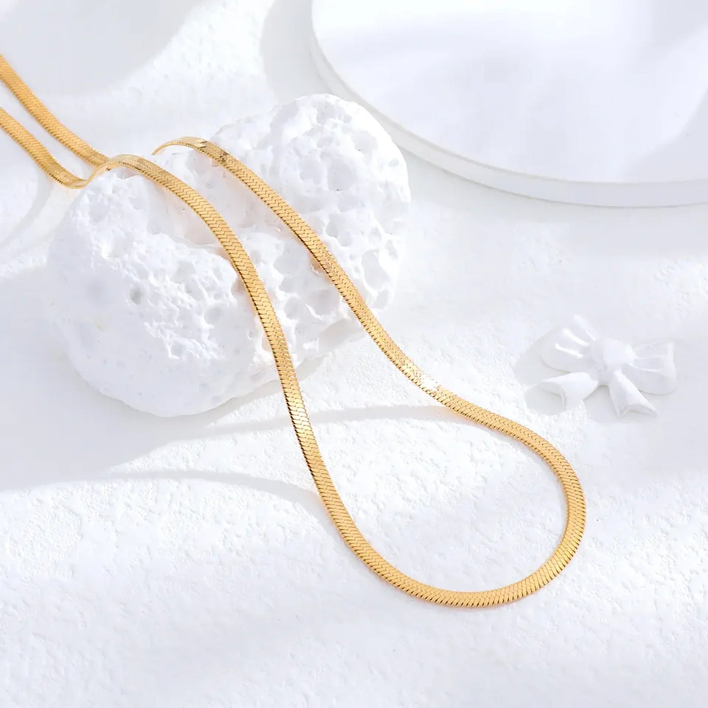 Herringbone Snake Chain Necklace – Flat Statement Choker Jewelry