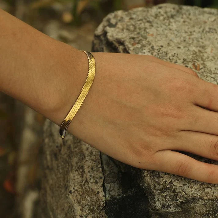 Stylish Snake Chain Bracelet